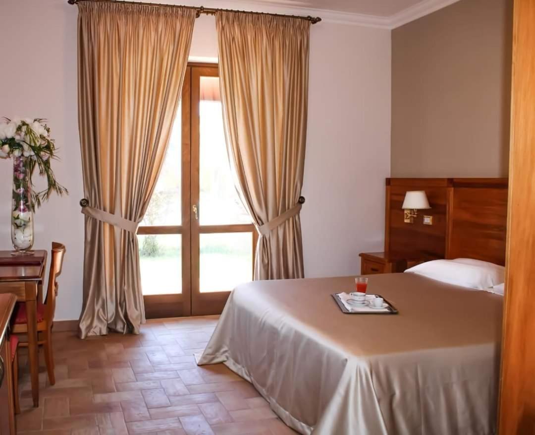 Grand Hotel Vigna Nocelli Lucera Exteriör bild